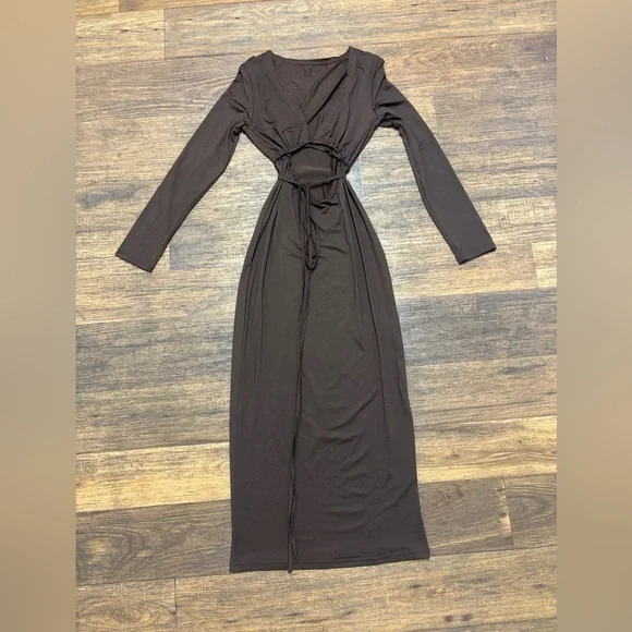Shein Brown tie maxi dress with plunge front - Picture 1 of 3